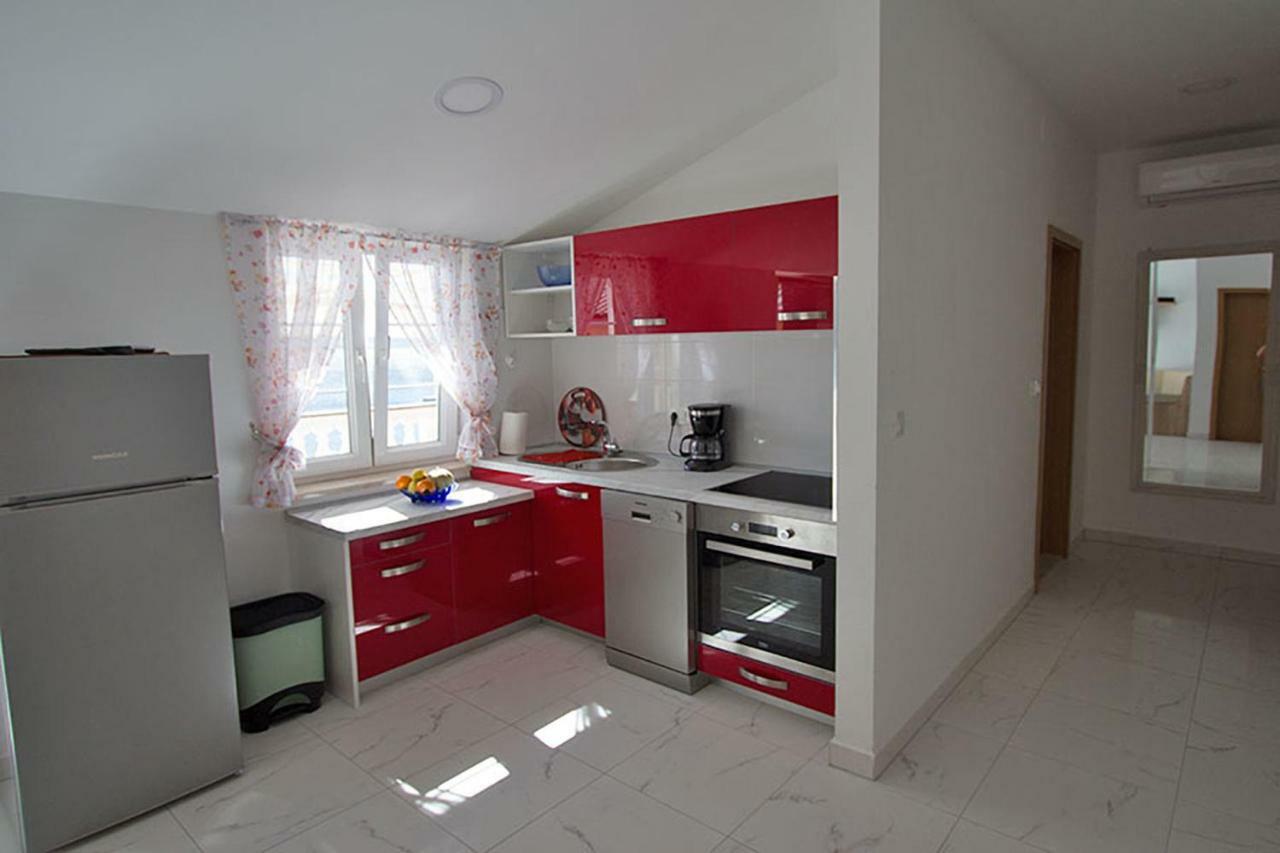 Apartment Carlitos Карлобаг Экстерьер фото
